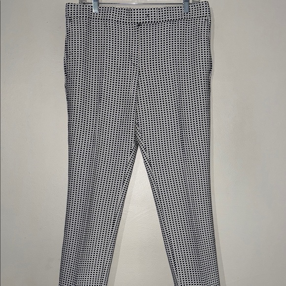 Ann Taylor Textured Black and White Dress Pants Slim Fit - Picture 1 of 12